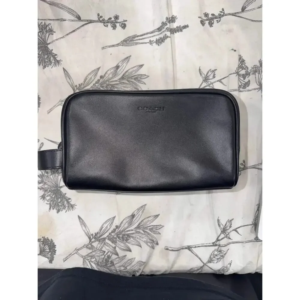 Coach nwt b5